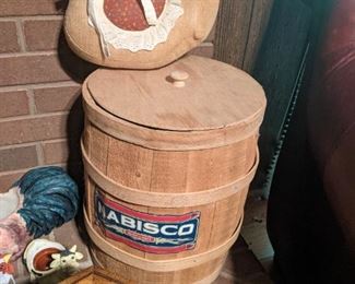 Nabisco barrel