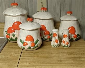 Ceramic mushroom canister set with salt and pepper