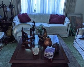 White sofa set in great condition