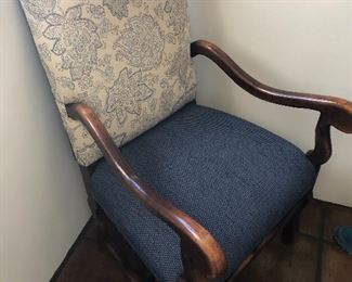pair of arm chairs 