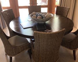gorgeous dining table & 6 chairs less then 2 years old purchased from the design center