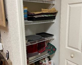 Bakeware, Table Linens