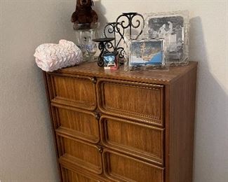 Mid Century Chest of Drawers