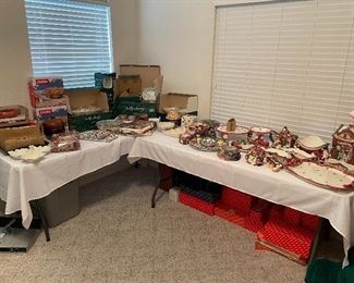 Fitz and Floyd Christmas ware/Lenox Christmas items including linens 