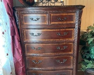 A.R.T. Furniture Old World Estate 5 Piece Bedroom Set: King Size Bed, Two Night Stands, Tallboy Dresser, and Leather Storage Bench