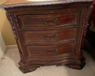 A.R.T. Furniture Old World Estate 5 Piece Bedroom Set: King Size Bed, Two Night Stands, Tallboy Dresser, and Leather Storage Bench
