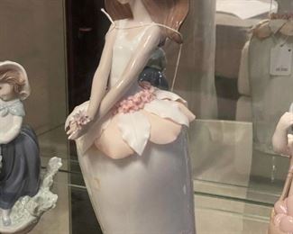 LLADRO "Petals of Fantasy" Figurine