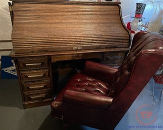 Jefferson Oak Roll Top Desk