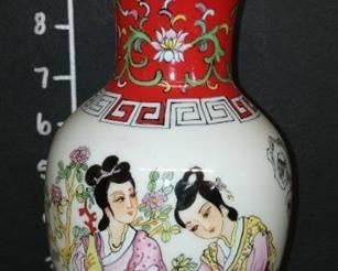 Medium, handpainted scene - from Singapore