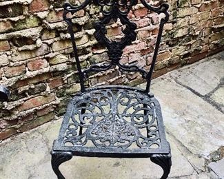 Detail chair 