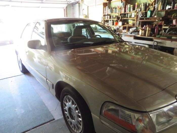 2003 Lincoln Marquis - 85,000 miles - $5900