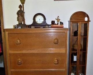 Chest of Drawers (Part of "Acorn" Antique Bedroom suite