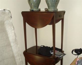 End stands, double drop leaf, inlayed, w/ drawer