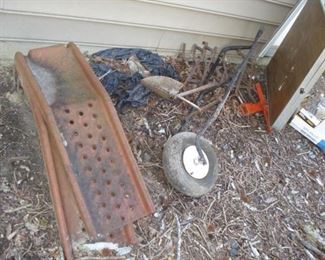 pair of ramps & hand plow