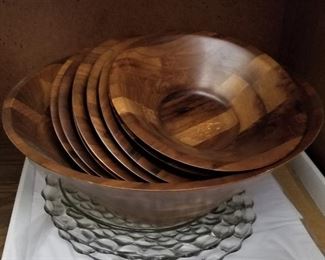 Vintage wooden salad bowl set