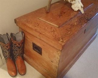 another pic of large cabinet, skull and boots