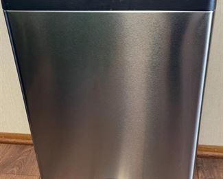 REDUCED! $37.50 NOW, WAS $50.00..................Simple Human Waste Can with Recycle Bins (H076)