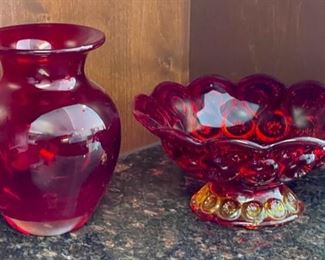 CLEARANCE ! $3.00 NOW, WAS $8.00.................Red Glassware 6" tall (H069)