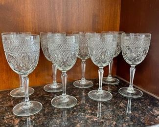 CLEARANCE ! $2.00 NOW, WAS $16.00.....................Set of 8 Glasses 7 1/2" tall (H051)