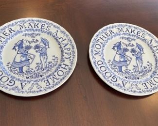 CLEARANCE ! $2.00 NOW, WAS $12.00.....................Pair "A Tribute to Mother all Year Long" Royal Crownford 9" diameter (H049)