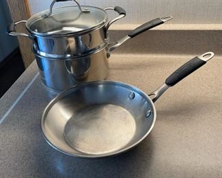 HALF OFF! $22.50 NOW, WAS $45.00..............Calphalon (H033)