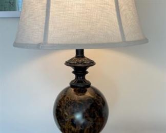 CLEARANCE ! $6.00 NOW, WAS $30.00...................Lamp 34" tall (H014)