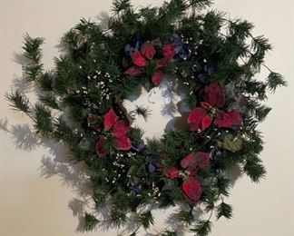 CLEARANCE ! $4.00 NOW, WAS $16.00................Christmas Wreath (H229)