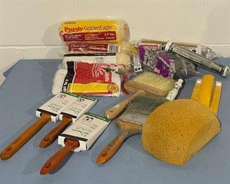 $12.00.................Paint Brushes and more (H173)