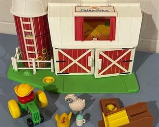 $20.00.................Fisher Price Barn (H124)