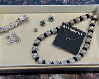 $10.00.......................Costume Jewelry (H111)