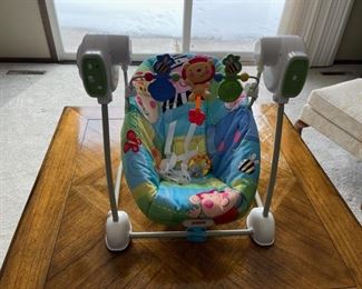 HALF OFF! $6.00 NOW, WAS $12.00....................Toddler Seat (H373)