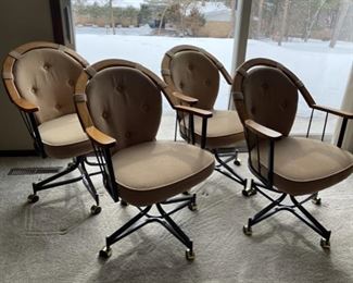 REDUCED! $75.00 NOW, WAS $100.00.................Set of 4 Roller Chairs great condition (H365)