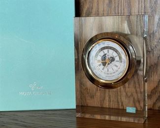 CLEARANCE ! $15.00 NOW, WAS $60.00.................Hoya Crystal World Time Clock with Box (H360)