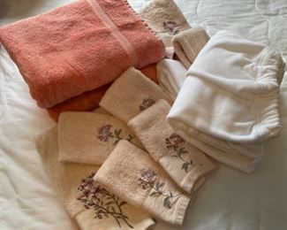 $12.00.......................Towels (H302)