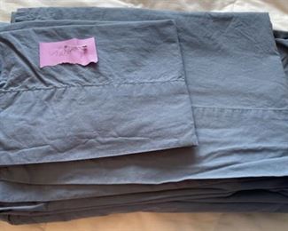 HALF OFF! $6.00 NOW, WAS $12.00......................Twin Size (H303)