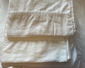 HALF OFF! $6.00 NOW, WAS $12.00......................Pillow Cases and Misc Sheets (H296)