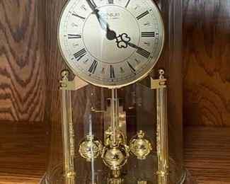 CLEARANCE ! $5.00 NOW, WAS $16.00.....................Anniversary Clock 9" tall (H258)