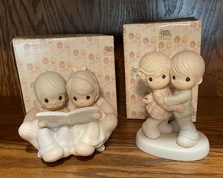 CLEARANCE ! $4.00 NOW, WAS $12.00..........................Precious Memories and Hug the One You Love (H256)