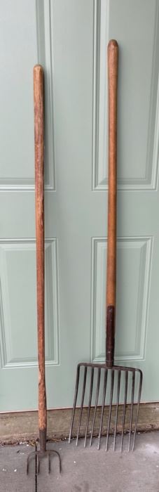 HALF OFF! $10.00 NOW, WAS $20.00.................Pitchfork and more (H440)