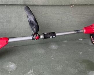 CLEARANCE ! $5.00 NOW, WAS $20.00................Electric Trimmer (H414)