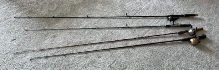 $25.00........................4 Fishing Poles (H403)
