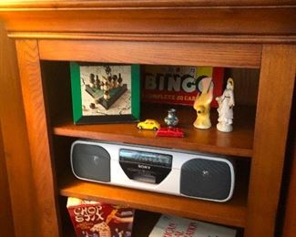 looks like big-eyed smiley face in the middle there, right?