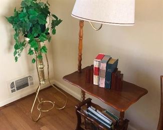 curly bottom plant stand