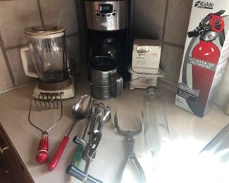 fire extinguisher on the right there (or as I call it, "oven timer")