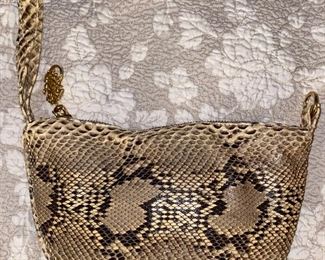 PYTHON CLUTCH