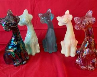 028 5 Fenton Alley Cat Glass Figurines