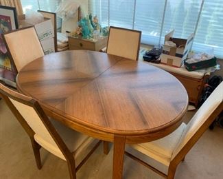 028 Lane Dining Room Table 6 Chairs