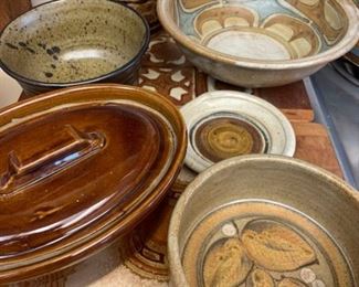 047 Pottery Trivets, Bowls, Plates