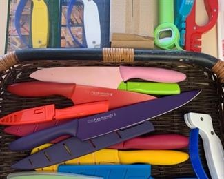 053 Pure Komachi Knives