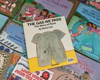 081 Large Selection of Childrens Books